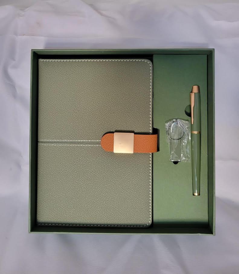 Coffret bloc note + clé USB + STYLO